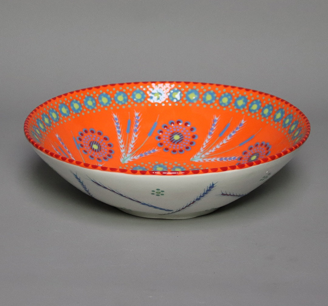 Sculpted Salad Bowls